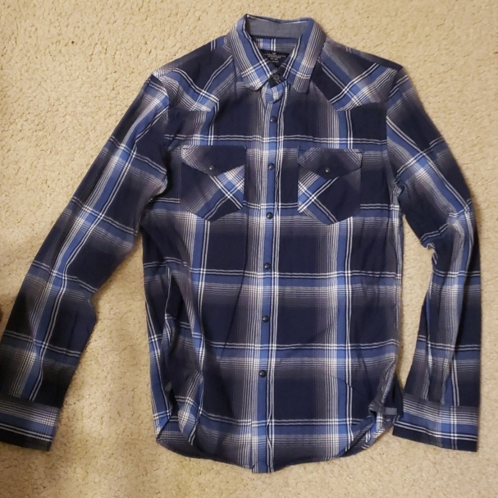 American Eagle Casual Button Down Long Sleeve